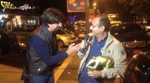 STRISCIA LA NOTIZIA: STASERA TAPIRO A CARLO CONTI