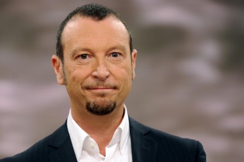 FERMI TUTTI! AMADEUS REGISTRA UNA ZERO DI STILL STANDING PER L’ACCESS DI RAI1