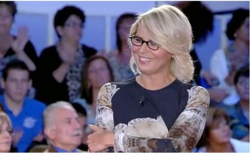 ASCOLTI TV DI SABATO 20 OTTOBRE 2012: IN 4,7 MLN PER C’E’ POSTA (22.39%), TI LASCIO UNA CANZONE A 4,4 MLN (19.68%)