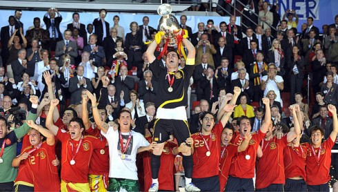 LA SPAGNA CAMPIONE DEL MONDO NON TROVA POSTO IN TV. TIFOSI IBERICI COSTRETTI A RIACCENDERE LA RADIO?