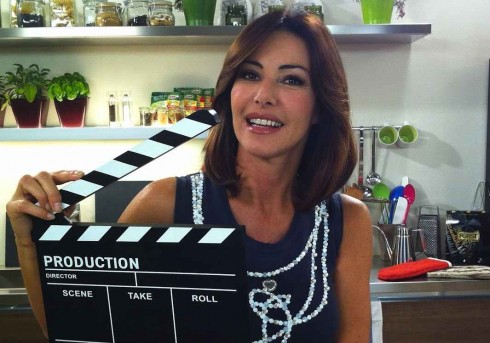 HOLLYFOOD: EMANUELA FOLLIERO PROPONE PIATTI DA OSCAR DA STASERA ALLE 18.45 SU LA5
