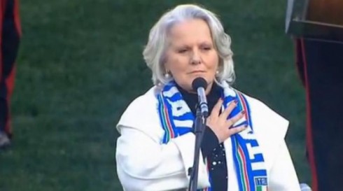 KATIA RICCIARELLI SBAGLIA L’INNO DI MAMELI IN DIRETTA TV (VIDEO)