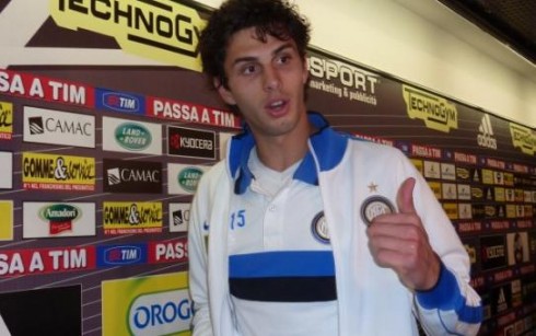 ASCOLTI SATELLITE DI DOMENICA 18 NOVEMBRE 2012: SOLO 815MILA SPETTATORI PER IL DERBY DELLA LANTERNA. INTER-CAGLIARI ARRIVA AL 3.86%