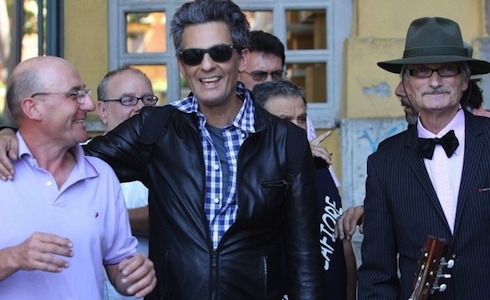 DM LIVE24: 11 DICEMBRE 2012. L’EDICOLA DI FIORELLO IN TV, FRIZZI PRESTO PAPA’, CIXI DERUBATA