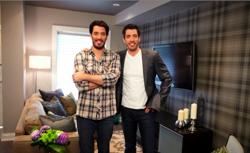 FRATELLI IN AFFARI: ANCHE CIELO CERCA CASE DISPERATAMENTE