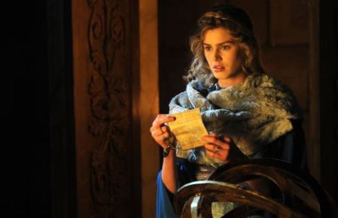 LE PAGELLE DELLA SETTIMANA TV (3-9/12/2012). PROMOSSI CHIARA GALIAZZO E RAI PREMIUM, BOCCIATE LA BABY RODRIGUEZ E LORELLA LANDI