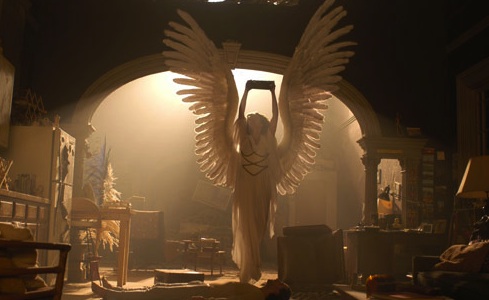 ANGELS IN AMERICA DA STASERA SU RAI MOVIE…MA ALL’1.45 DI NOTTE