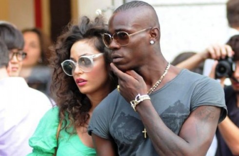 MARIO BALOTELLI: NON TOLLERO CHE RAFFAELLA FICO LEDA IL MIO ONORE
