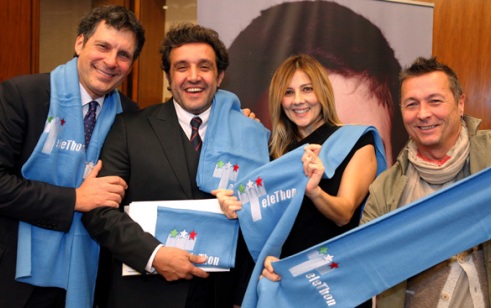 IL TELECOMANDO, LA GUIDA TV DI DM: 14 DICEMBRE 2012. LO SHOW DI TELETHON O I CESARONI? CROZZA FA BRUNETTA