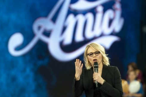 AMICI 12: LA PUNTATA DEL 19 GENNAIO 2013 IN DIRETTA WEB SU DM. PASQUALE DI NUZZO RIUSCIRA’ AD ENTRARE NELLA SCUOLA?