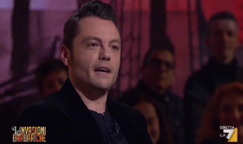 Tiziano Ferro a Le Invasioni Barbariche