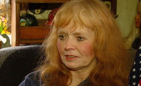 SUSAN RICHARDSON, DALLA VILLETTA DEI BRADFORD ALLA ROULOTTE: ENNESIMA STAR DELLA TV FINITA IN MISERIA