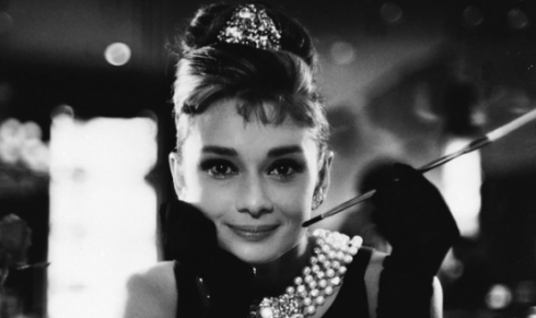 FESTIVAL DI SANREMO 2013: CANALE5 CONTROPROGRAMMA CON FILM STRAVISTI