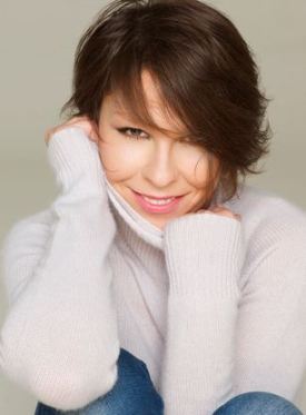 VIENI A VIVERE CON ME: LUNA BERLUSCONI PORTA SU LA5 LE COPPIE DI FATTO