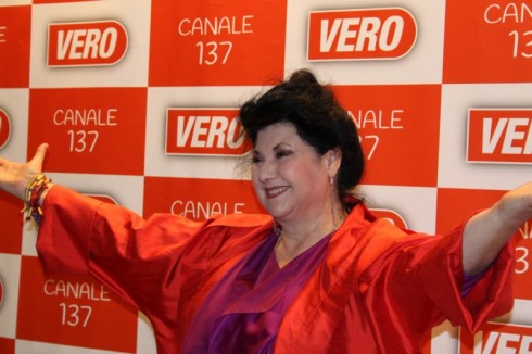 BOOM! VERO CAMBIA IL PALINSESTO: VIA LA DIRETTA, POTENZIATE LE TELENOVELAS