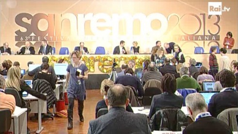 SANREMO 2013 IN DIRETTA: CONFERENZA STAMPA DEL 13 FEBBRAIO. I RICCHI E POVERI NON CI SARANNO A CAUSA DI UN LUTTO