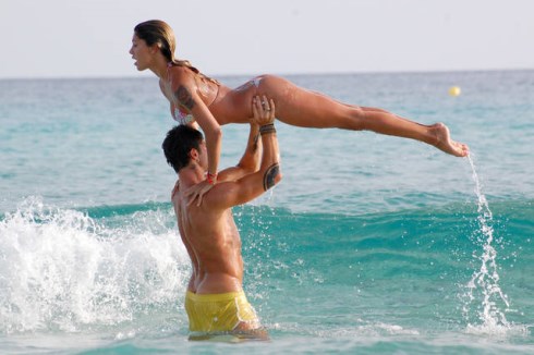 LE IENE: STASERA INTERVISTA DOPPIA A BELEN E STEFANO. ANNA OXA ANCORA CONTRO SANREMO