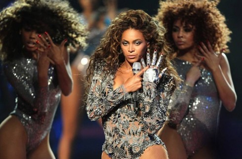 SUPER BOWL 2013: ADRENALINA, TIFO SFRENATO E…BEYONCE’