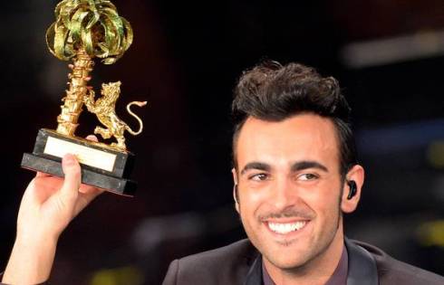 SANREMO 2013, MARCO MENGONI: DEDICO LA VITTORIA A LUIGI TENCO, BASTA DISCRIMINARE I TALENT