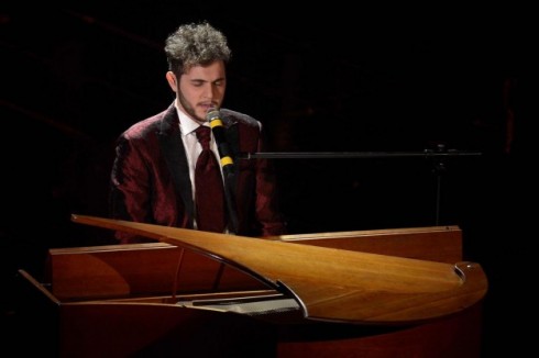 SANREMO 2013, GIOVANI: PREMIO DELLA CRITICA A RENZO RUBINO, PREMIO MIGLIOR TESTO A IL CILE