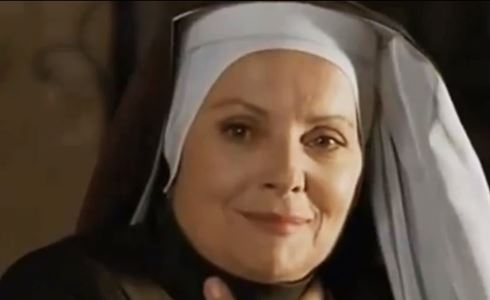 MADRE, AIUTAMI: VIRNA LISI SUORA PER FICTION, 13 ANNI DOPO LA PERFIDA SORELLA ALBERTA