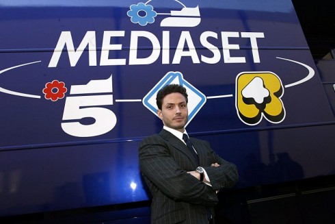 PIERSILVIO BERLUSCONI “CAMBIA” MEDIASET: RETE 4 SARA’ UNA LA7 PIU’ POPOLARE. NIENTE FILM E SERIE TV SU CANALE 5