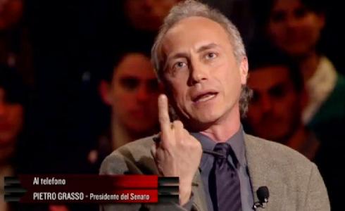 SERVIZIO PUBBLICO, PIERO GRASSO: “ACCUSE INFAMANTI DA TRAVAGLIO, VOGLIO CONFRONTO TV” (VIDEO)