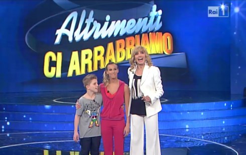 ALTRIMENTI CI ARRABBIAMO: MILLY CARLUCCI TENTA LA RIMONTA CON MICHAEL BUBLE’