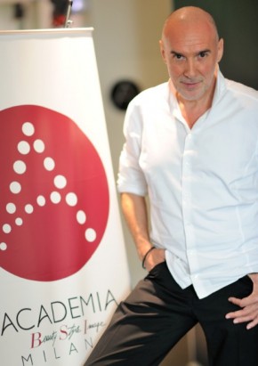 COME SI CAMBIA ACADEMY – DIEGO DALLA PALMA SCEGLIE SQUADRE E TUTORIALS SU RETE 4