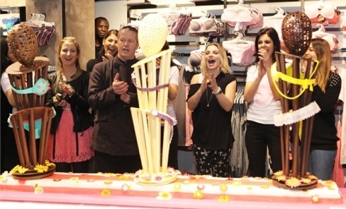 EMMA MARRONE A REAL TIME