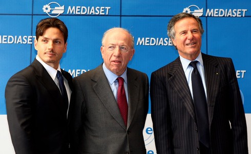 MEDIASET: STIPENDI TAGLIATI IN TEMPO DI CRISI. CONFALONIERI GUADAGNA 811MILA EURO IN MENO