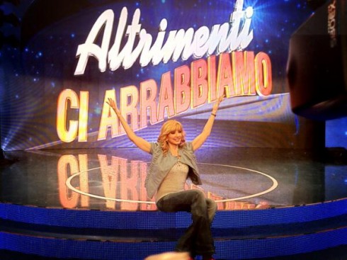 ALTRIMENTI CI ARRABBIAMO VS AMICI – PRIMO ROUND: CHI ESULTERA’ TRA MILLY E MARIA?