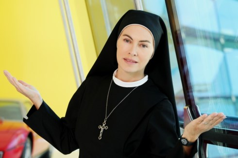 CHE DIO CI AIUTI CONTINUA CON LE REPLICHE DELLA PRIMA STAGIONE. STRADA SPIANATA PER THE VOICE?