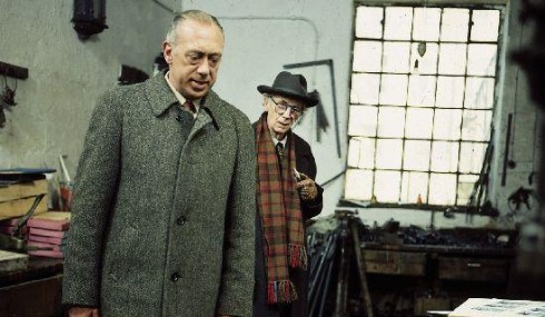 L’ISPETTORE DERRICK NAZISTA: ANCHE LA TV TEDESCA ZDF CANCELLA LE REPLICHE