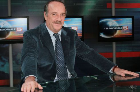 TG5 PUNTO NOTTE: ASCOLTI DISASTROSI MA PER MIMUN CRESCERA’. E STASERA PARTE LA SFIDA CON 2NEXT