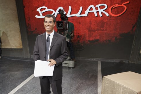 ASCOLTI TV DI MARTEDI 14 MAGGIO 2013: VINCE BALLARO’ CON 4,6 MLN E IL 18%. BENVENUTI A TAVOLA (14%) SUPERA LA REPLICA DI EDDA CIANO (12.73%)