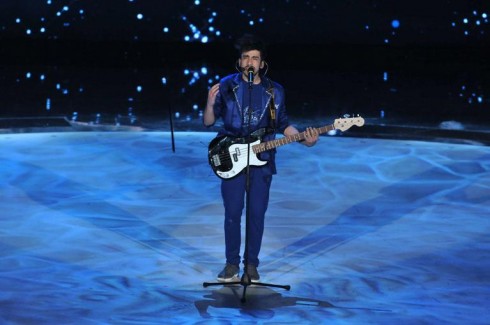 AMICI 2013 – LA QUINTA PUNTATA IN DIRETTA WEB SU DM. ELIMINATO EDWYN