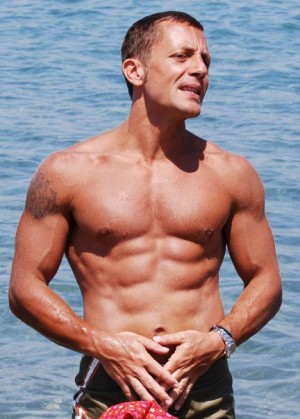 ECCO CHI E’ ANGELO MELLONE, DIRIGENTE RESPONSABILE DE LA VITA IN DIRETTA