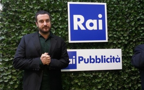 RAI2, PALINSESTI AUTUNNO 2013 – PRIMA SERATA: PECHINO EXPRESS, UN MINUTO PER VINCERE E VIRUS