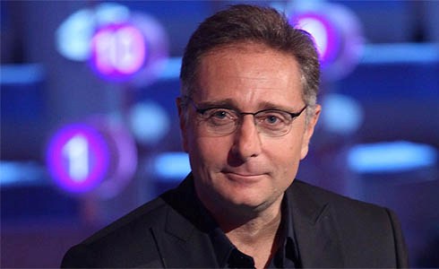 JUMP! STASERA MI TUFFO: LA GIURIA PRESIEDUTA DA PAOLO BONOLIS