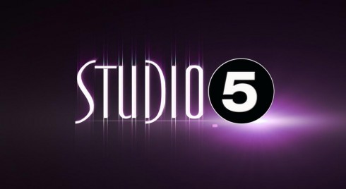 BOOM! STUDIO 5: ALFONSO SIGNORINI CELEBRA I 35 ANNI DI MEDIASET IN 6 PUNTATE SU CANALE 5. ECCO GLI OSPITI