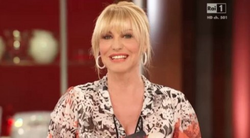 IL TELECOMANDO, LA GUIDA TV DI DM: 2 GIUGNO 2013. FINALE PER LA TERRA DEI CUOCHI E PER LE IENE