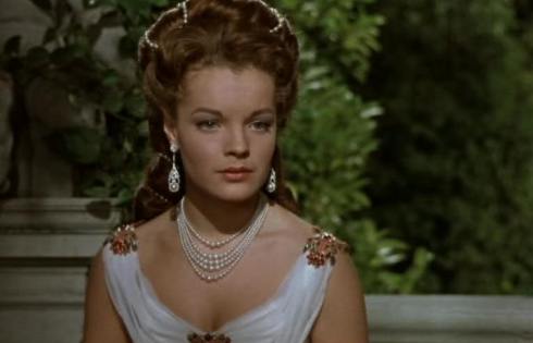 ASCOLTI TV DI SABATO 13 LUGLIO 2013: SISSI SUPERA IL 20%, PANARIELLO CALA AL 9.65%