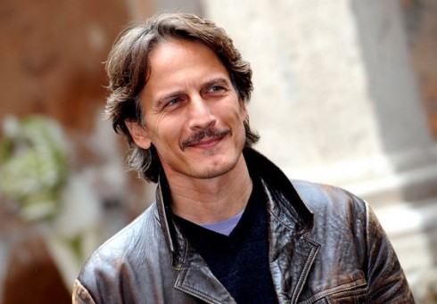 UNA GRANDE FAMIGLIA 2: LE REPLICHE IN VISTA DELL’ARRIVO DI CESARE BOCCI E VALERIA SOLARINO