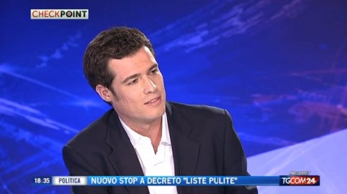 BOOM! FEDERICO NOVELLA NUOVO CONDUTTORE DI MATTINO CINQUE