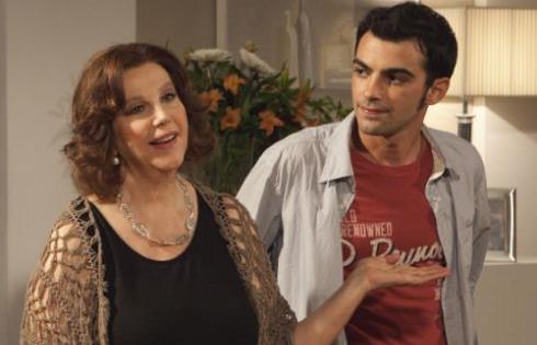 UNA GRANDE FAMIGLIA 2, STEFANIA SANDRELLI: I MISTERI IN SOSPESO NON SI CHIARIRANNO COMPLETAMENTE