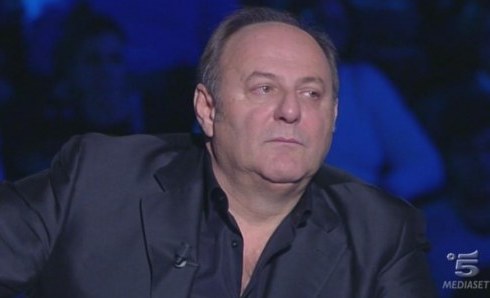 CANALE 5: SOPPRESSE LE REPLICHE DI THE MONEY DROP. FILM NEL PRESERALE