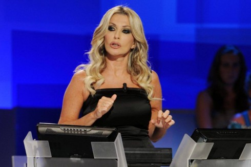 PAOLA FERRARI PUNGE ILARIA D’AMICO E PENSA A UNO SHOW CON SABRINA FERILLI