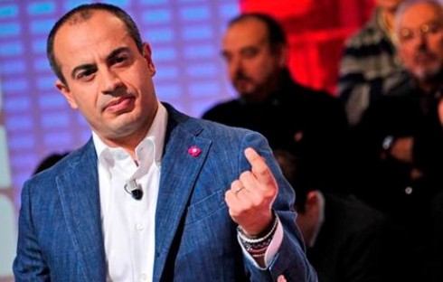 LA GABBIA: GIANLUIGI PARAGONE SU LA7 SFIDA I POTERI FORTI