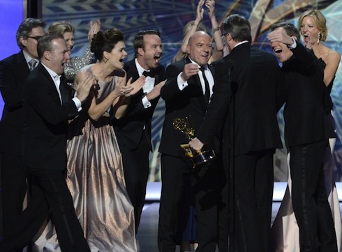 EMMY AWARDS 2013: I VINCITORI. TRIONFO DI BREAKING BAD. PREMIATO A SORPRESA JEFF DANIELS. CLAIRE DANES VINCE SU KERRY WASHINGTON